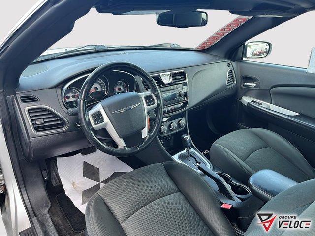 2011 Chrysler 200 *TOURING CONVERTIBLE*-5