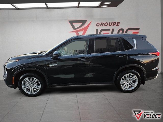 2025 Mitsubishi Outlander Plug-in Hybrid LE S-AWC-2