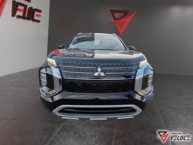 Mitsubishi Outlander Plug-In Hybrid SE 2025-1