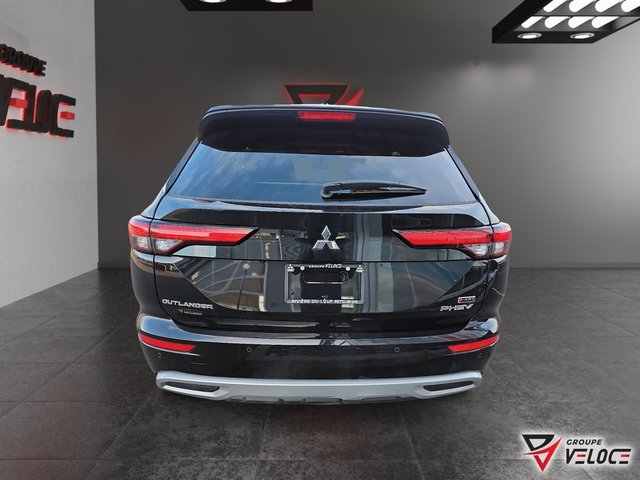 Mitsubishi Outlander Plug-In Hybrid SE 2025-4