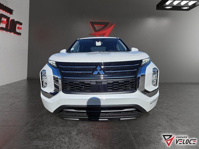 Mitsubishi Outlander Plug-In Hybrid ES 2025-1