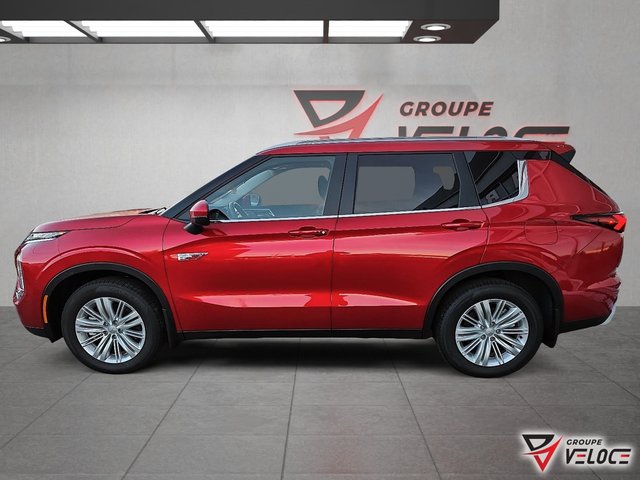 Mitsubishi Outlander Plug-In Hybrid SE 2025-2