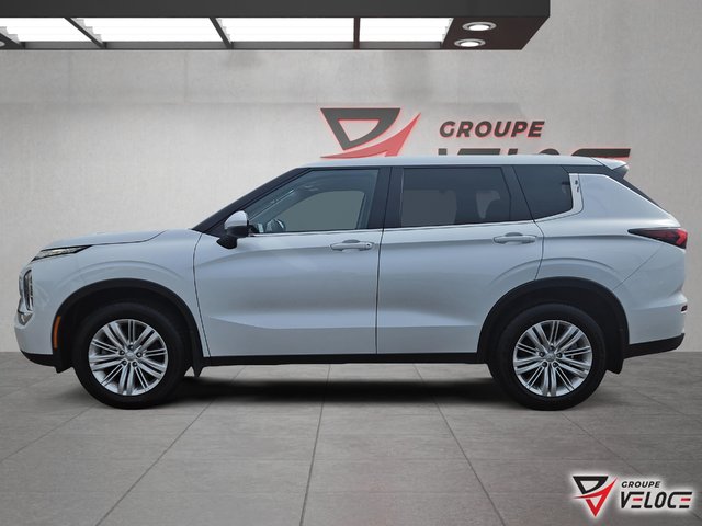 2024 Mitsubishi Outlander *ES BLUETOOTH SIEGES CHAUFFANT*-2