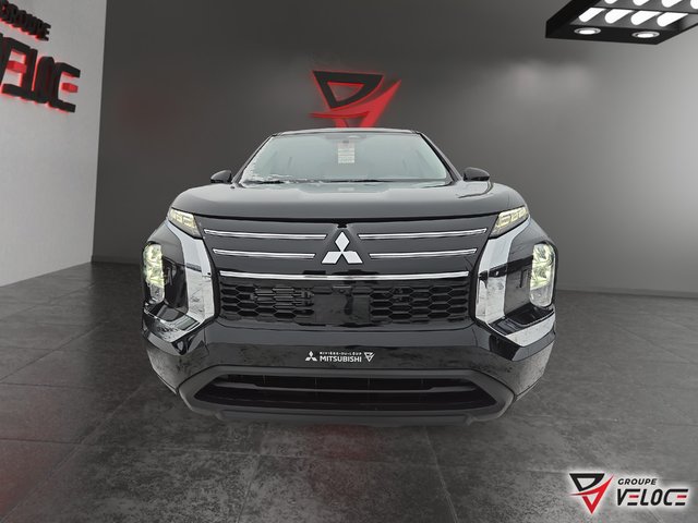 2026 Mitsubishi Outlander ES-1