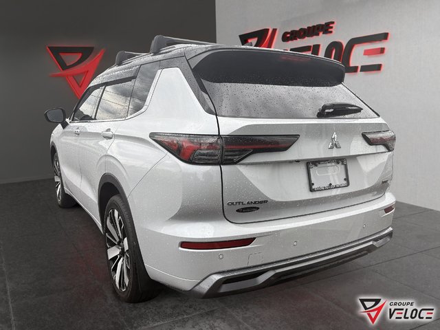2026 Mitsubishi Outlander-3