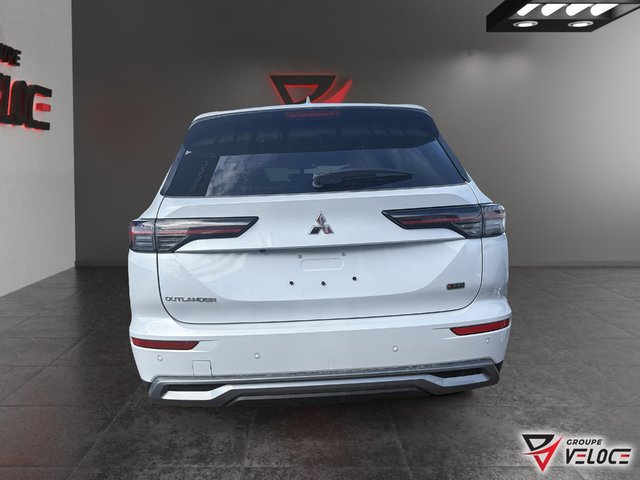 Mitsubishi Outlander LE 2026-4