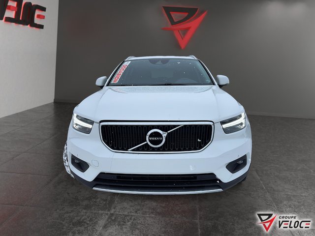 Volvo XC40 *MOMEMTUM CUIR AWD* 2022-1