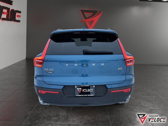 Volvo XC40 *PLUS DARK THEME CUIR TOIT OUVRANT* 2023-4