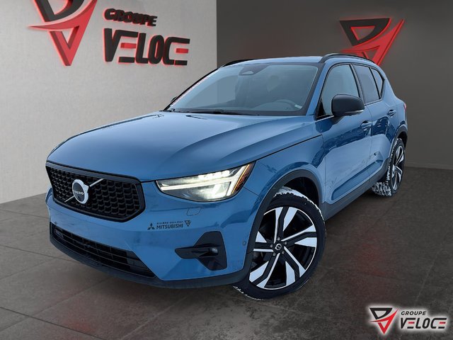Volvo XC40 *PLUS DARK THEME CUIR TOIT OUVRANT* 2023-0