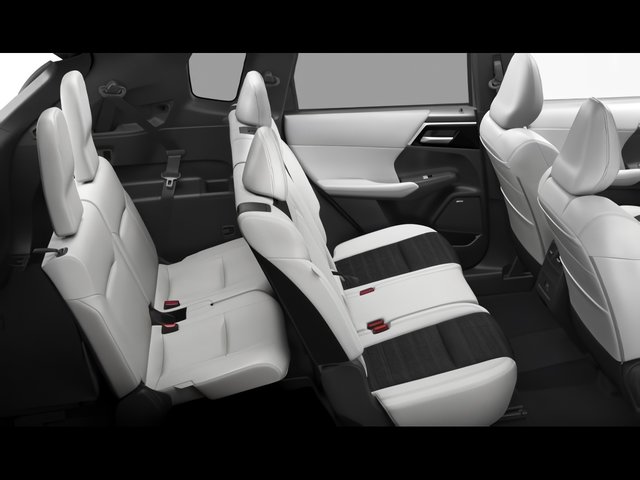 2025 Mitsubishi Outlander LE-3