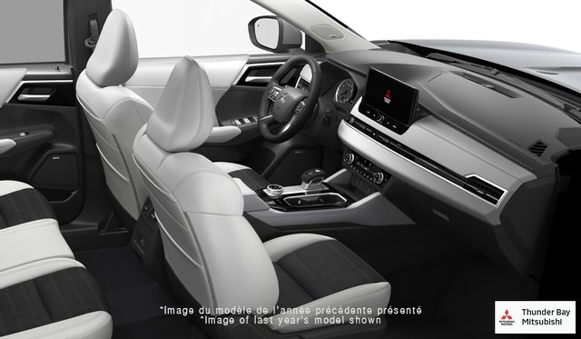 2026 Mitsubishi Outlander LE-5