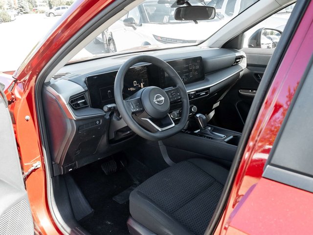 2025 Nissan Kicks S-7