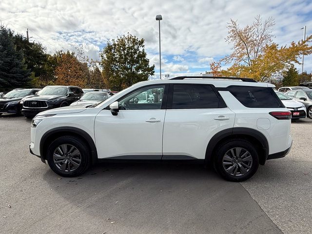 2024 Nissan Pathfinder SV-3