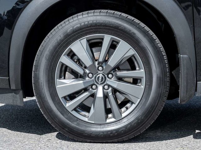 2024 Nissan Pathfinder SV-4