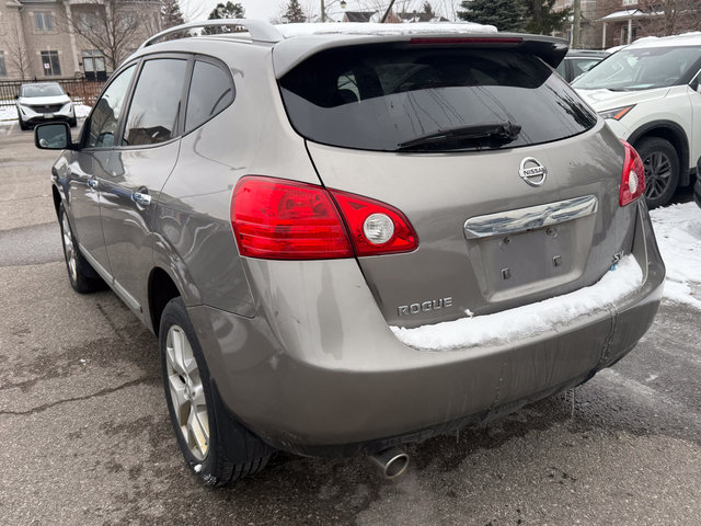 2011 Nissan Rogue SV-4