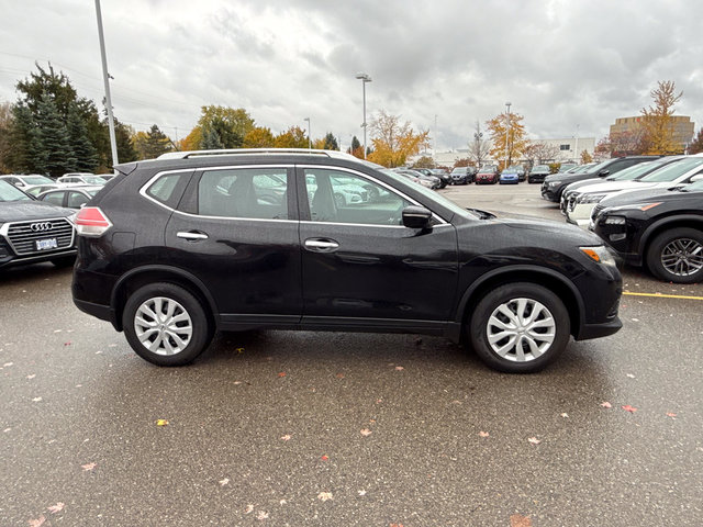 2014 Nissan Rogue S-7