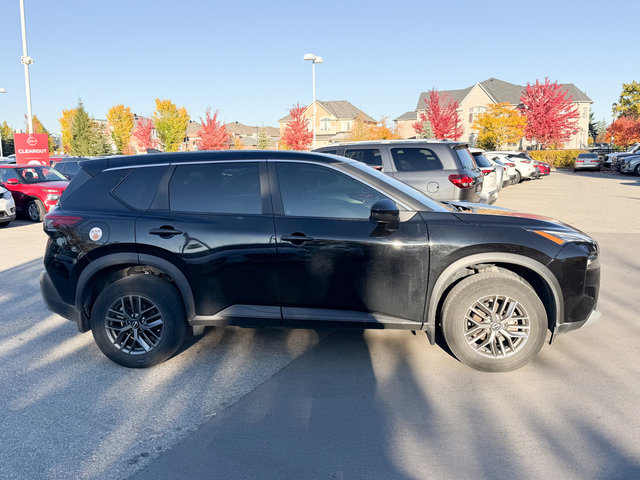2023 Nissan Rogue S-7
