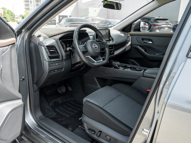 2023 Nissan Rogue SV-7