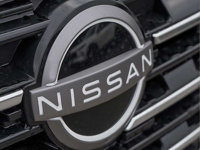 2025 Nissan Rogue Midnight Edition-7