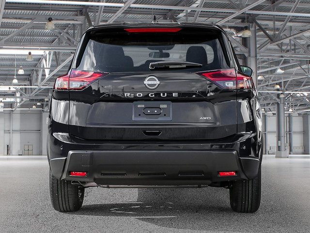 2026 Nissan Rogue S-4