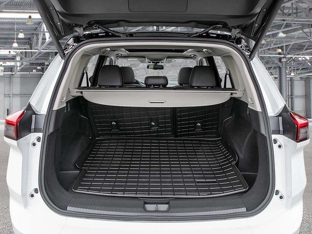 2026 Nissan Rogue Platinum-7