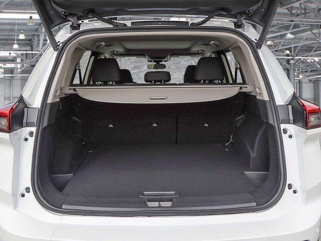 2026 Nissan Rogue SV Moonroof-6