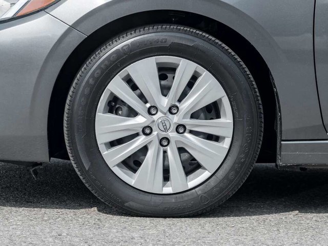 2024 Nissan Sentra S-4