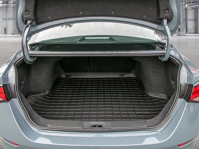 2025 Nissan Sentra SV MOONROOF-6