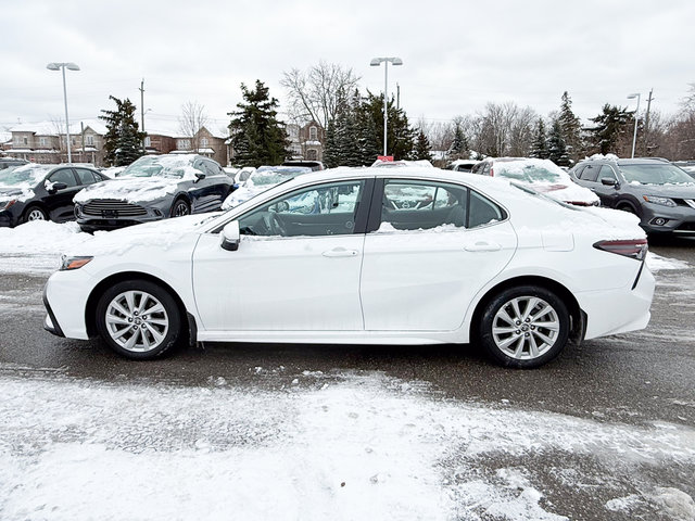 2022 Toyota Camry SE-3