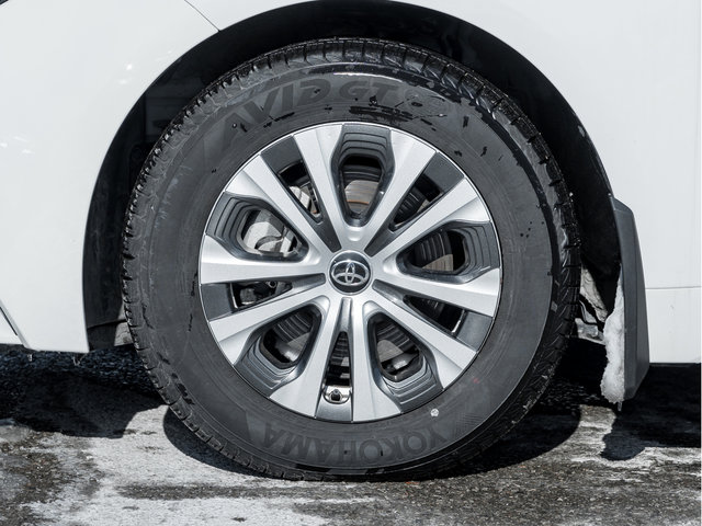 2024 Toyota Corolla Hybrid LE-4