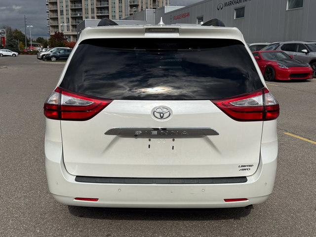 2018 Toyota Sienna LIMITED-5