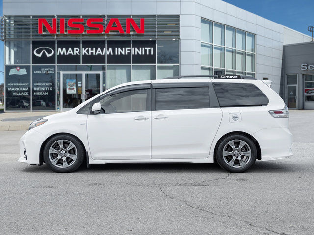 2019 Toyota Sienna SE-3