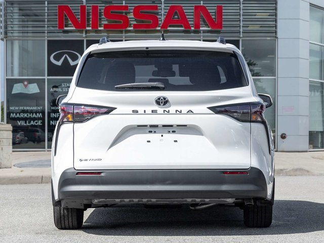 2026 Toyota Sienna LE AWD-6