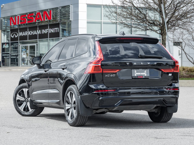 2024 Volvo XC60 Recharge Plug-In Hybrid Core Dark Theme-6