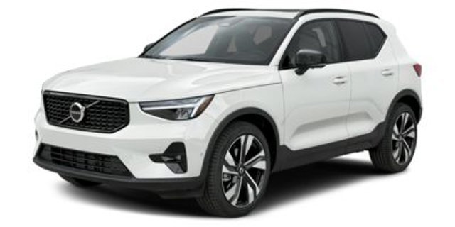 Volvo XC40 Plus Dark Theme 2026