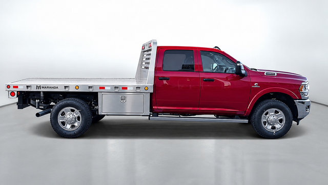 Ram 3500 châssis-cabine Benne Paysagiste 2024