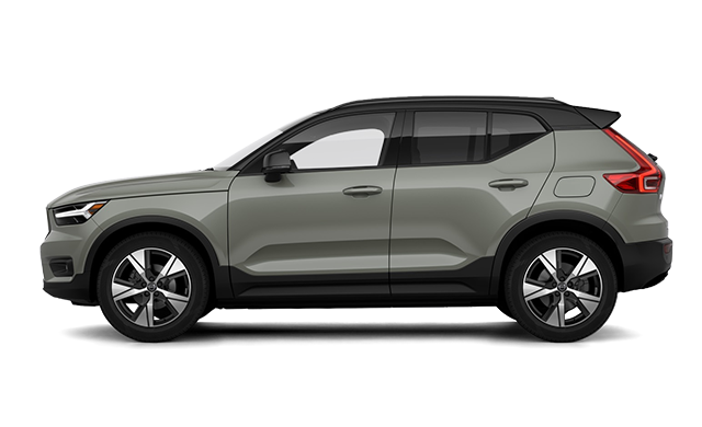 Volvo xc40 2021 года
