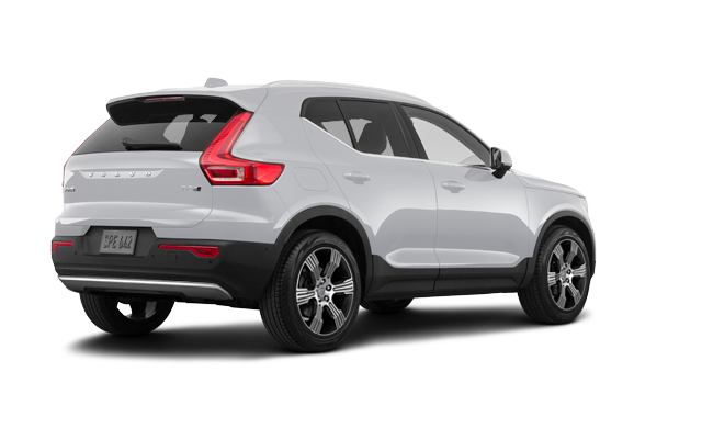 Volvo xc40 2021 года