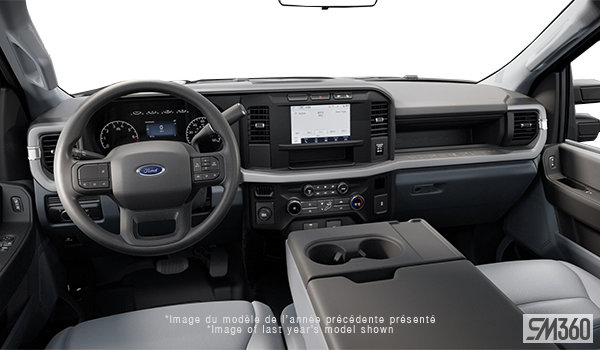 2024 FORD F-350 DRW CHASSIS CAB XL - Interior view - 3
