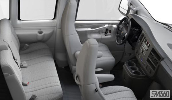2025 Chevrolet Express Passenger 3500 LS