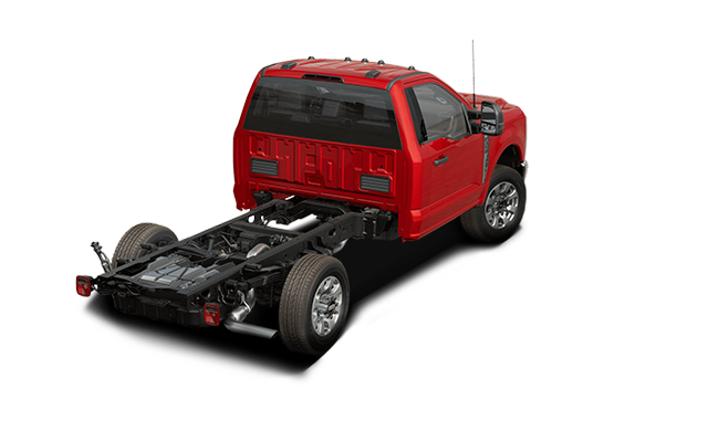 2025 Ford Super Duty F-350 SRW Chassis Cab XLT
