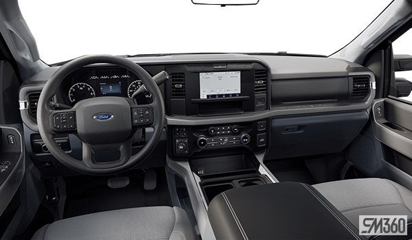 2025 Ford Super Duty F-350 SRW Chassis Cab XLT