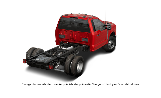 2026 Ford Super Duty F-350 DRW Chassis Cab XLT