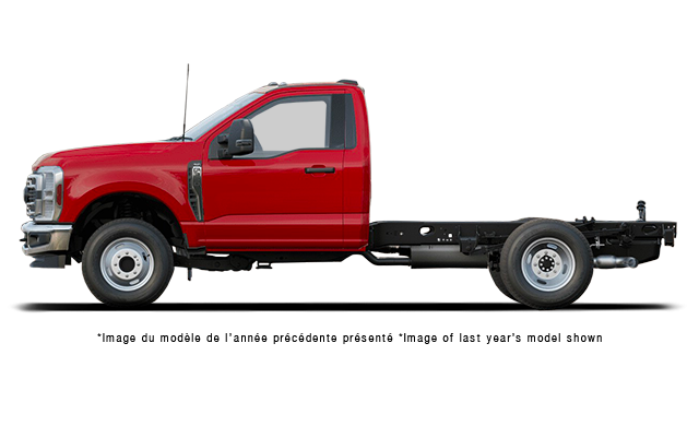 2027 Ford Super Duty F-350 DRW Chassis Cab XLT