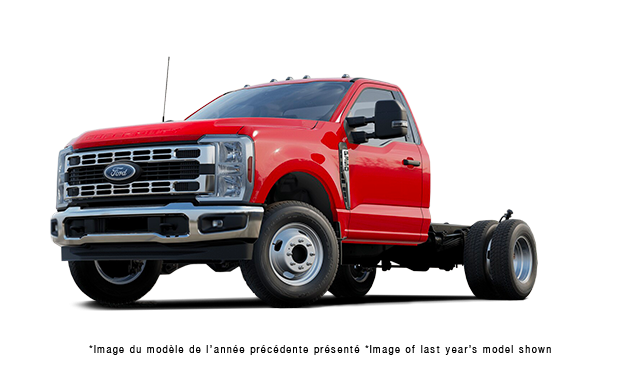 2027 Ford Super Duty F-350 DRW Chassis Cab XLT