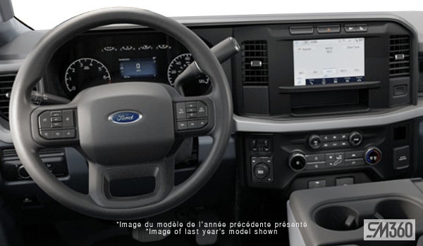 2027 Ford Super Duty F-600  Chassis Cab XLT