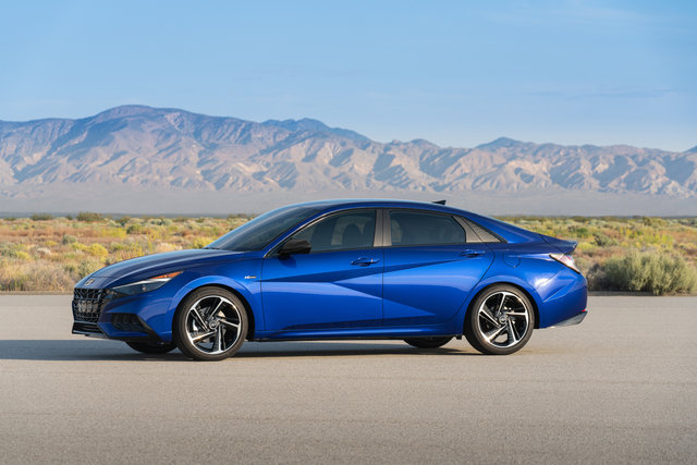 What to know about the versions of the 2023 Hyundai Elantra?