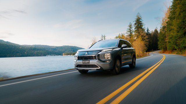 How the 2026 Mitsubishi Outlander PHEV Delivers 72 km of EV Range and 690 km of Total Range