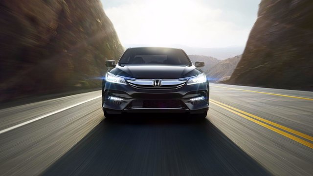 The 2018 Honda Accord available soon in Laval