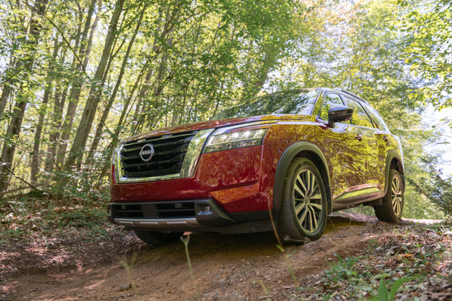 Smart Journeys: Exploring the Advanced Technology of the 2024 Nissan Pathfinder